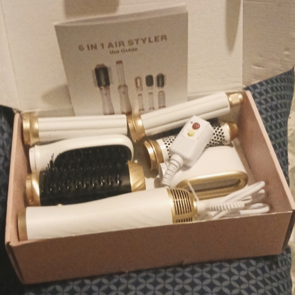 Yitrust 6 in 1 hair dryer styling tool.